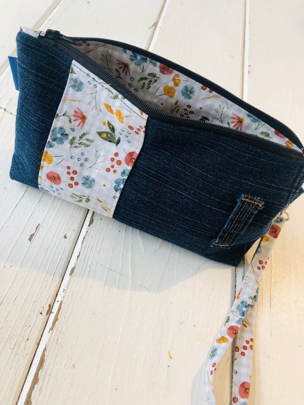Floral Distressed Pouch by Jeans Crafter 🇨🇦