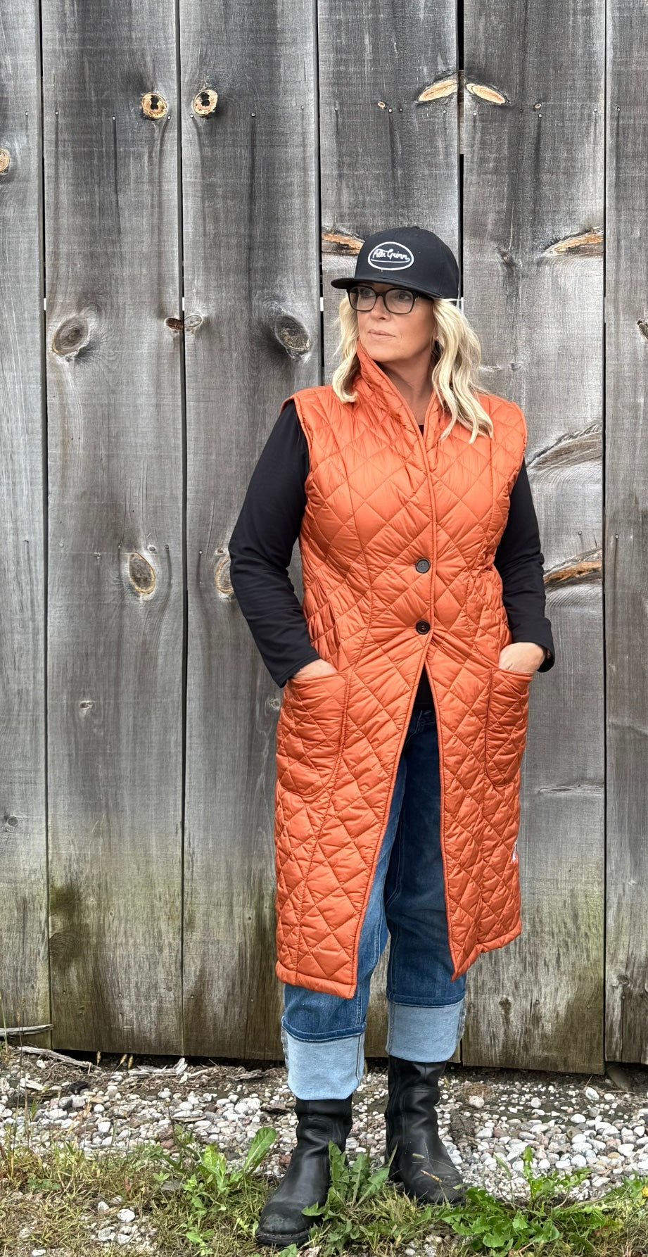 Buttcoat long big pocket vest - rust
