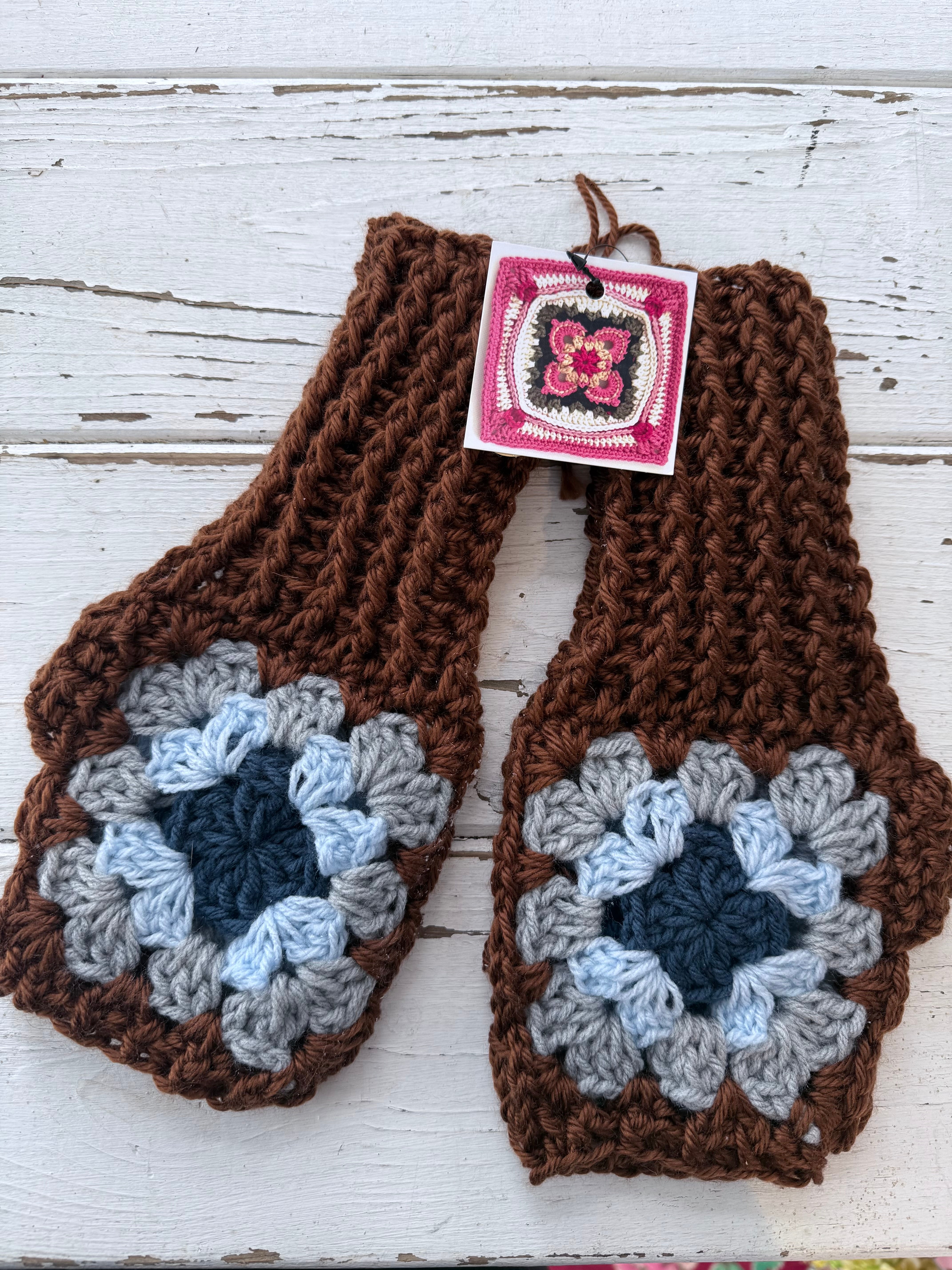 Crochet Fingerless Mitts - locally made 🇨🇦