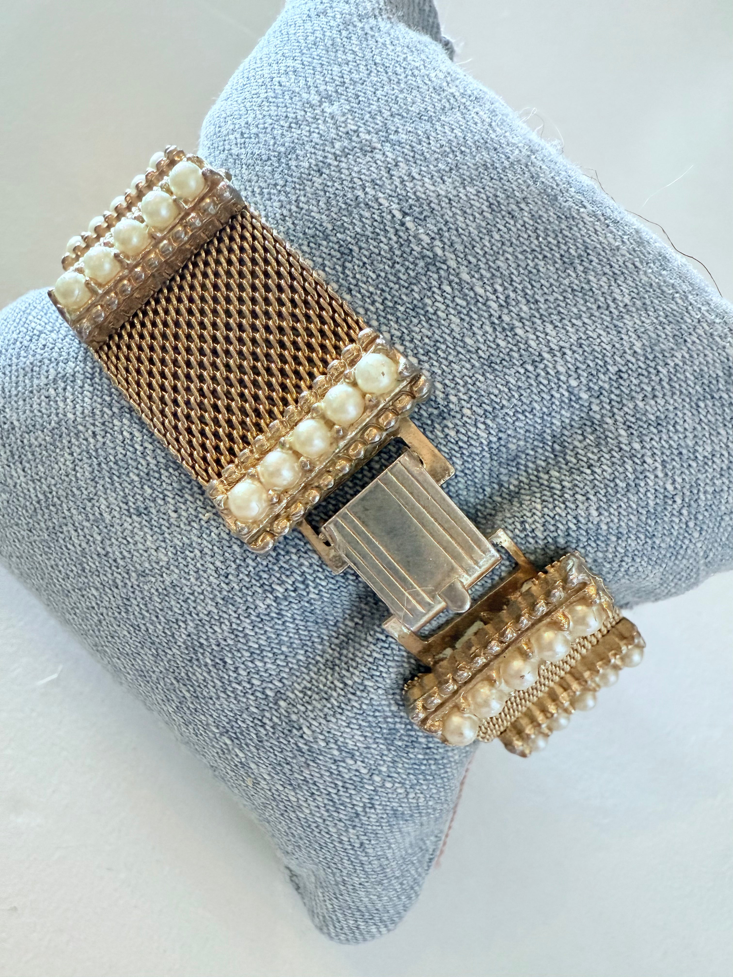 Vintage Pearl Mesh Bracelet