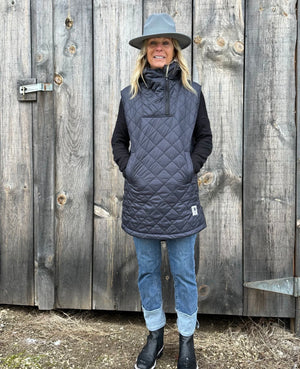 MThe Classic Pullover Vest by Buttcoat in black