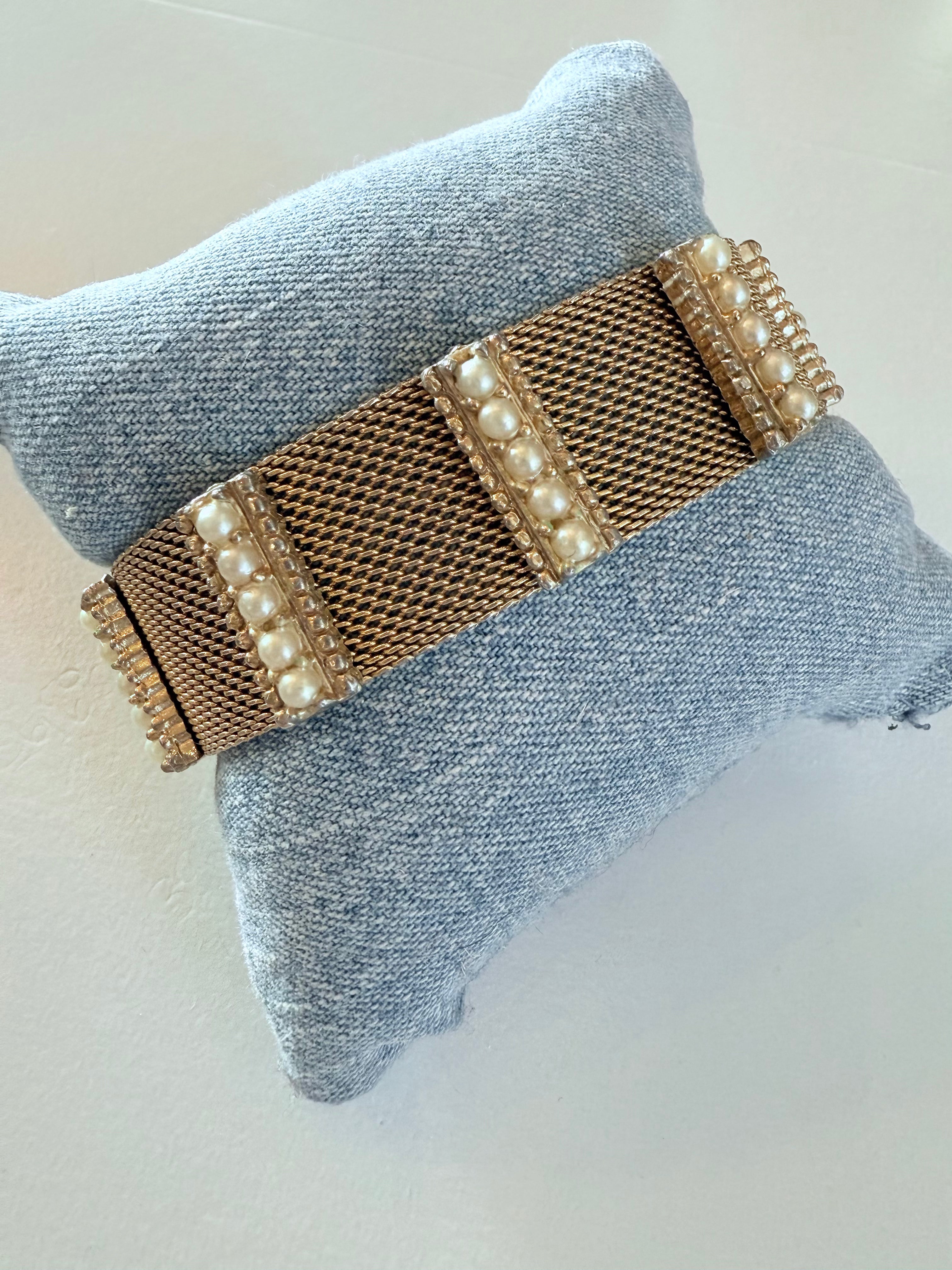 Vintage Pearl Mesh Bracelet