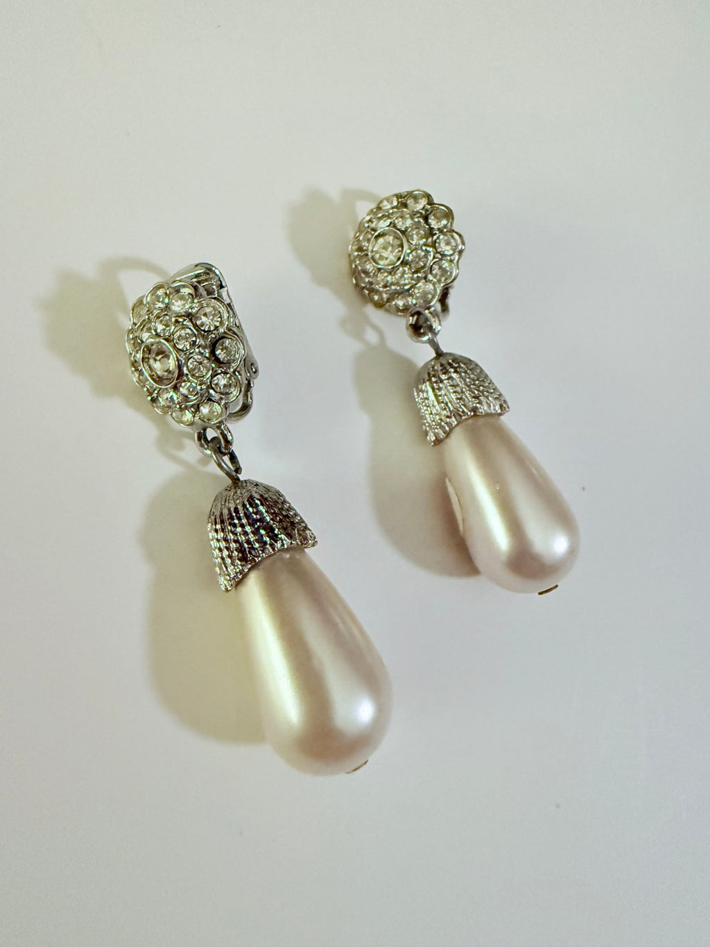 Vintage Pearl & Crystal clip on Earrings