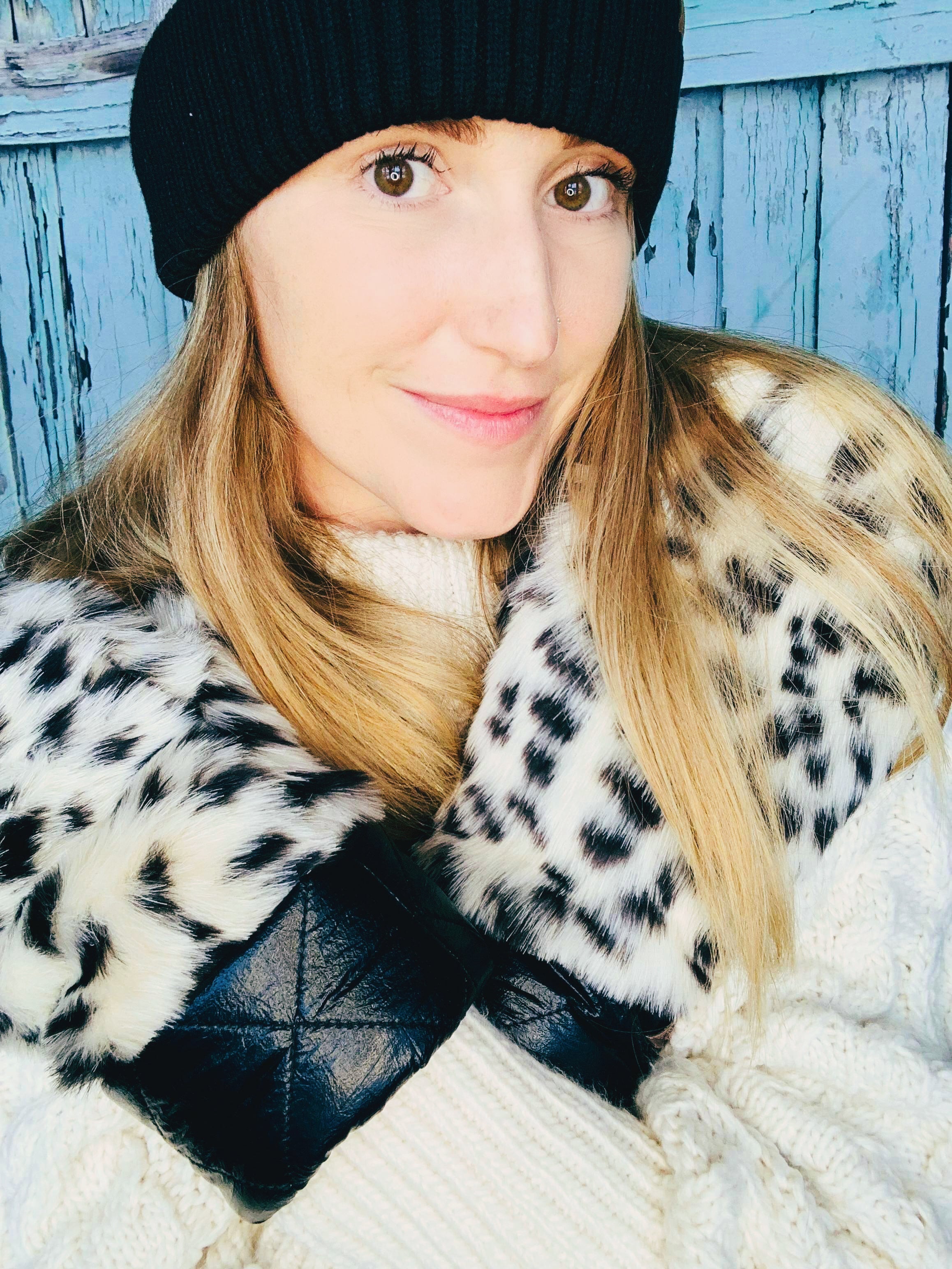 The Nordic Mitt - Snow Leopard