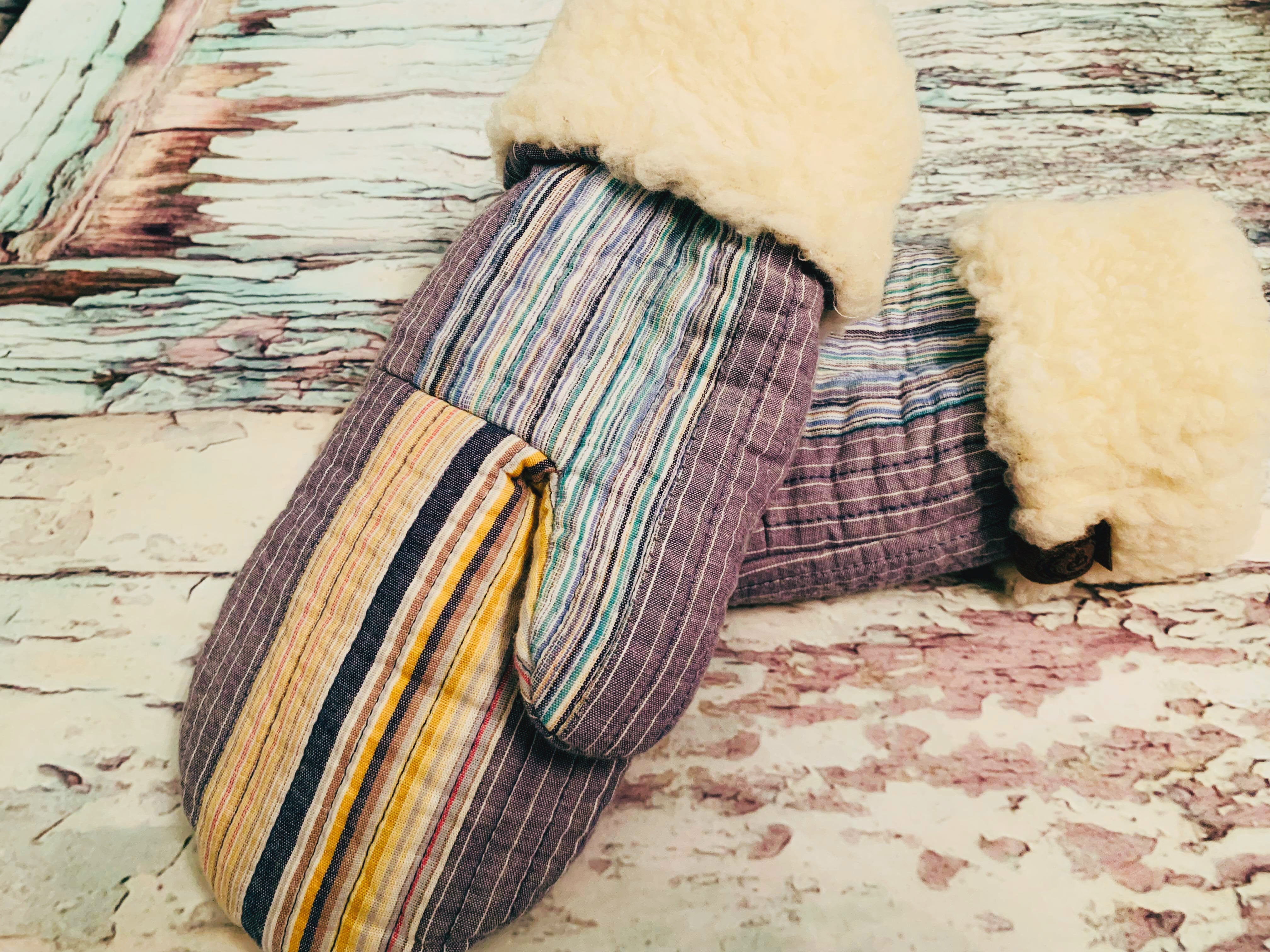 The Nordic Mitt - Quilted Stripe